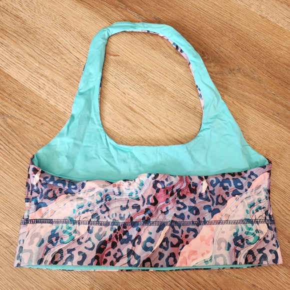 Fabletics Harlow Halter Reversible Sports Bra Medium - Picture 2 of 4